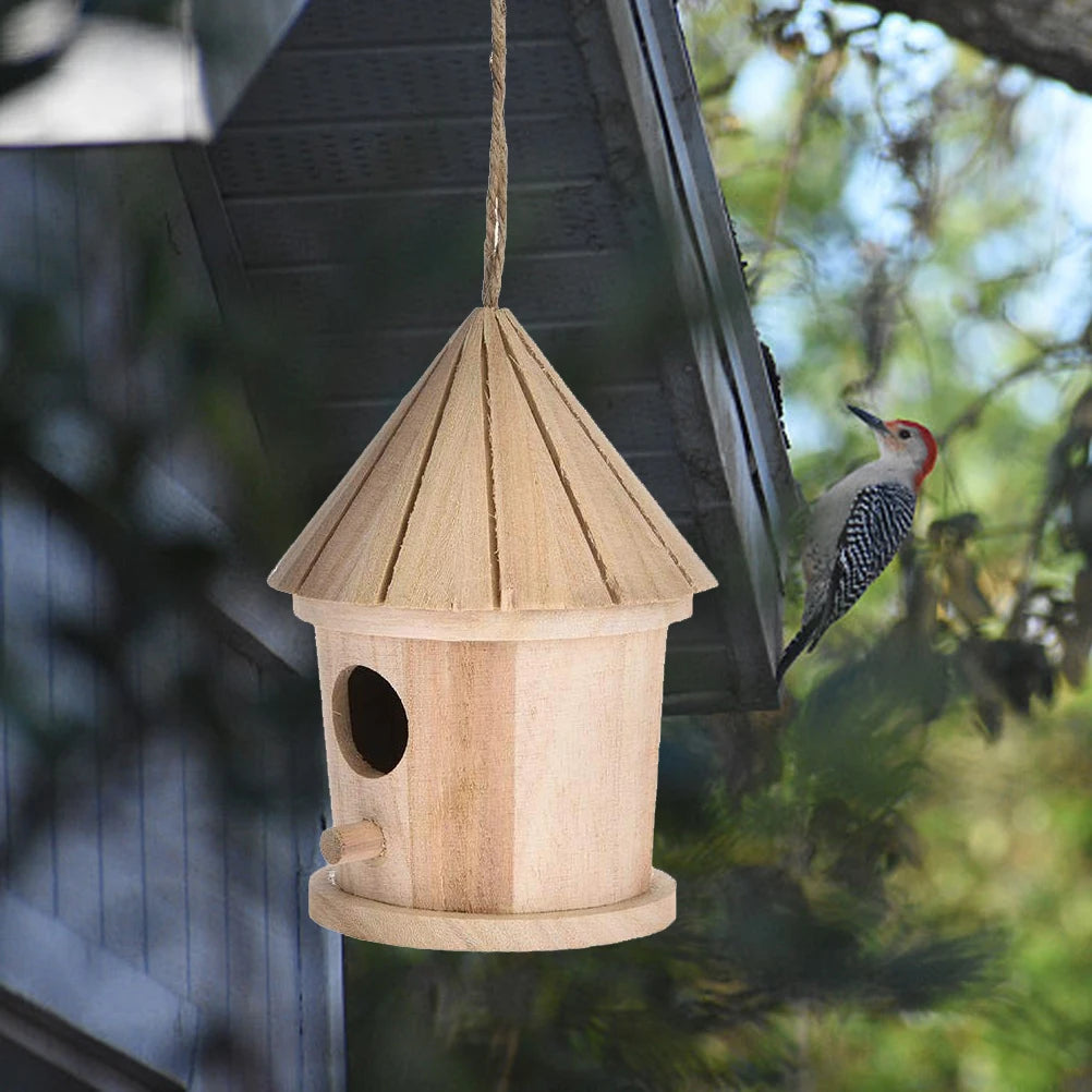 Wooden Bird Nest Hanging Bird House Home Natural Wooden Bird Cage Resting Place Wall-Mounted Outdoor Birdhouse Wooden Box
