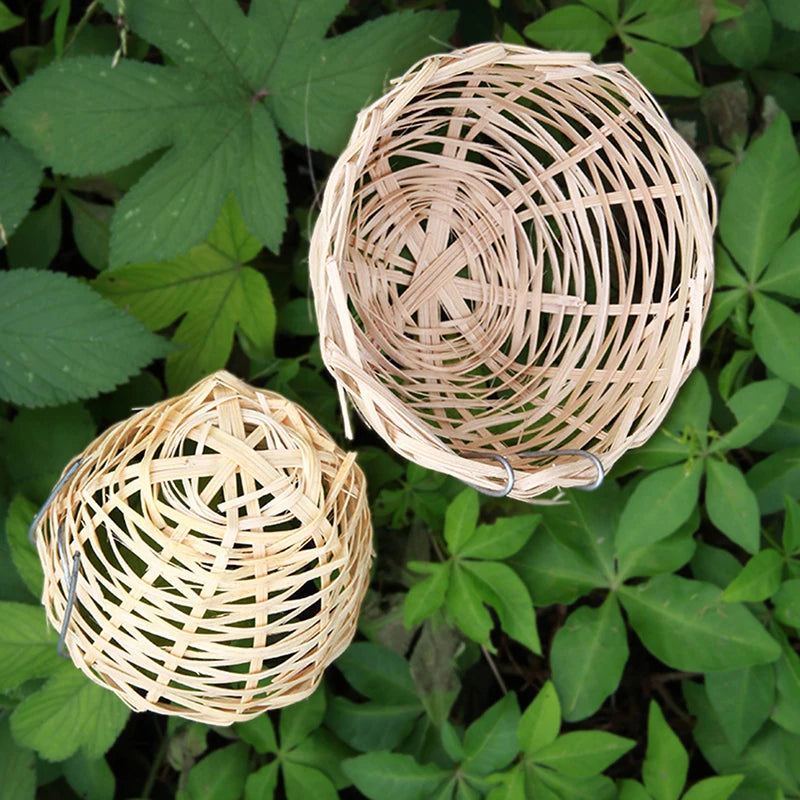 1PC Hanging Bird Nest Bamboo Bird Hut Outdoor Natural Fiber Birdhouse Small Canaries Nest Wren Nest Chickadee House