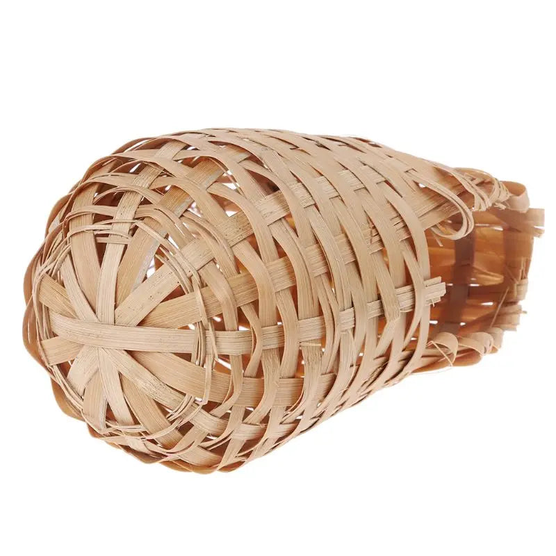 Hanging Bird Nest Natural Bamboo Bird Hut Outdoor Birdhouse Wren Nest Chickadee House Small Shelter for Finch Canary
