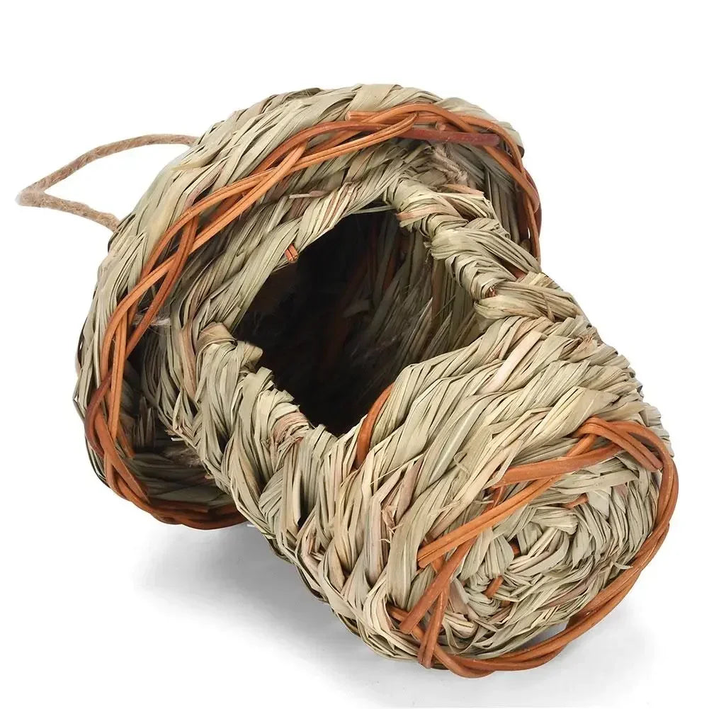 Handwoven Straw Bird Nest Parrot Hatching Breeding Grass Cave Garden Supply Grass Birds House Humming Bird Nest for Lawn Home
